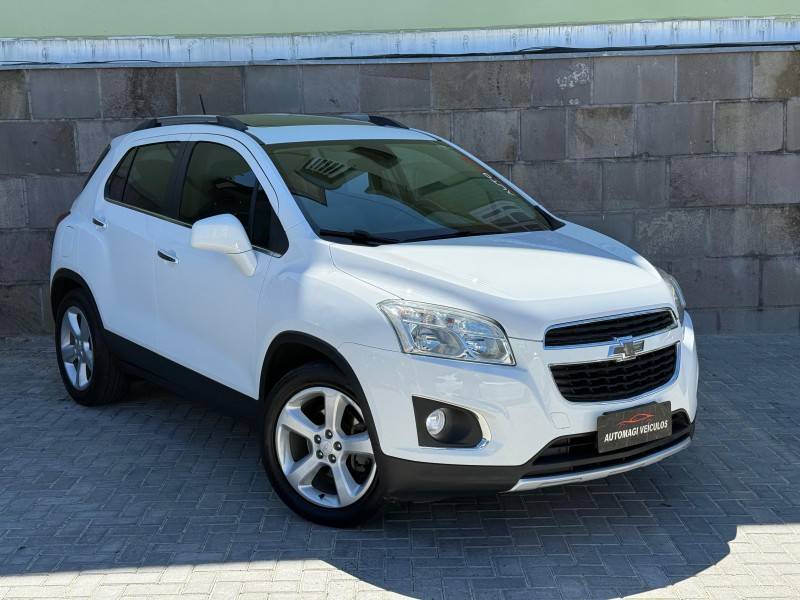 CHEVROLET - TRACKER - 2014/2015 - Branca - R$ 69.900,00