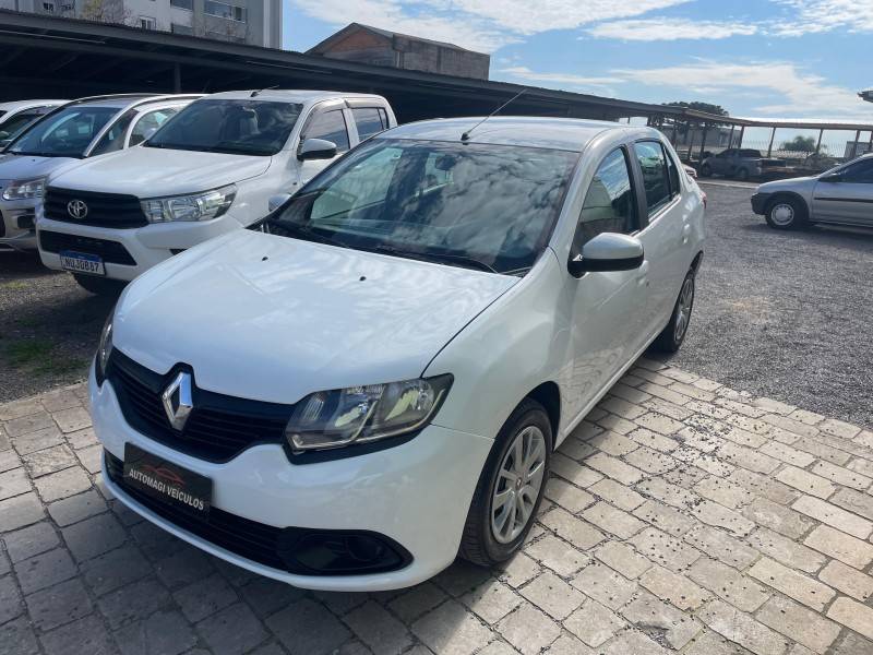 RENAULT - LOGAN - 2014/2015 - Branca - R$ 41.900,00