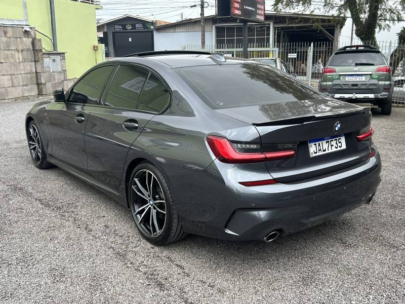 BMW - 320I - 2020/2021 - Cinza - R$ 242.900,00