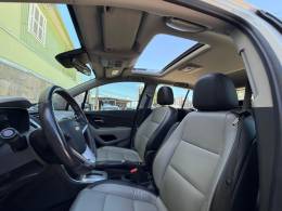 CHEVROLET - TRACKER - 2014/2015 - Branca - R$ 69.900,00