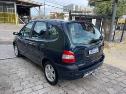 RENAULT - SCÉNIC - 2006/2007 - Verde - Sob Consulta