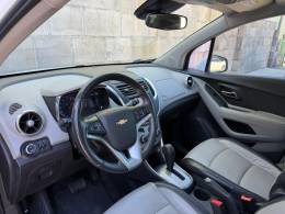 CHEVROLET - TRACKER - 2014/2015 - Branca - R$ 69.900,00