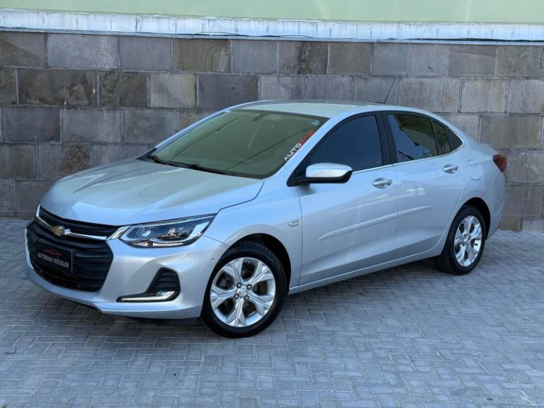 CHEVROLET - ONIX - 2019/2020 - Prata - R$ 72.900,00