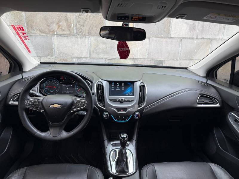 CHEVROLET - CRUZE - 2017/2017 - Cinza - R$ 79.900,00