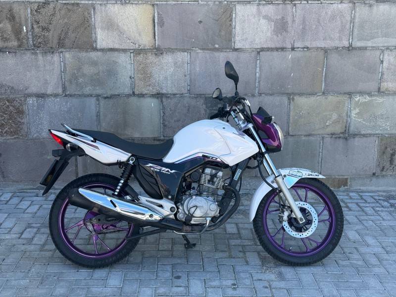 HONDA - CG 150 - 2014/2014 - Branca - R$ 15.900,00