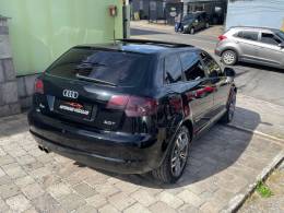 AUDI - A3 - 2010/2010 - Preta - R$ 64.900,00