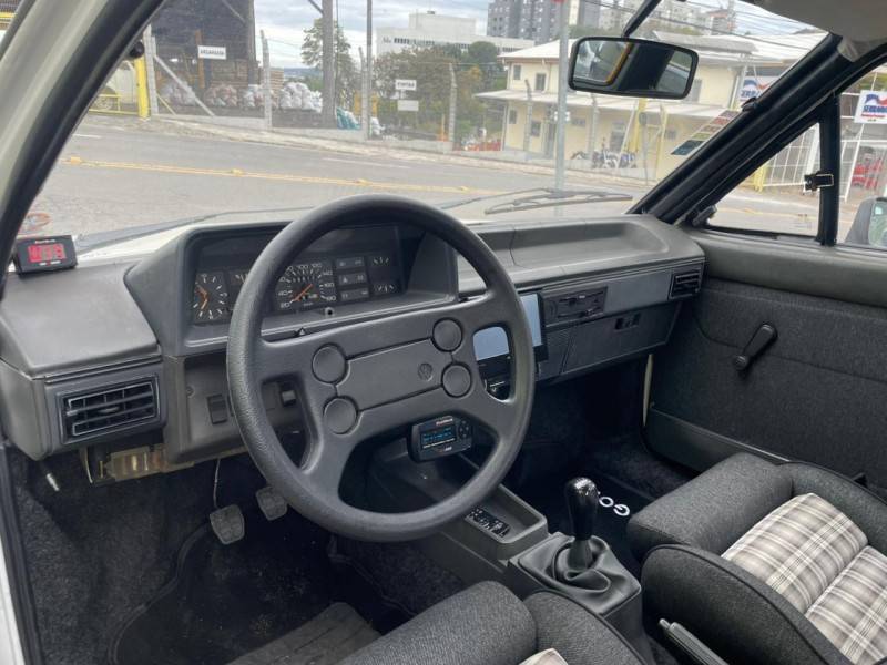 VOLKSWAGEN - GOL - 1985/1985 - Branca - R$ 35.900,00