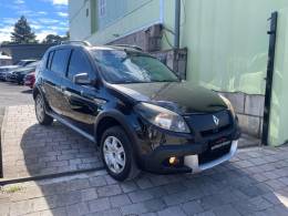 RENAULT - SANDERO - 2012/2013 - Preta - R$ 41.900,00