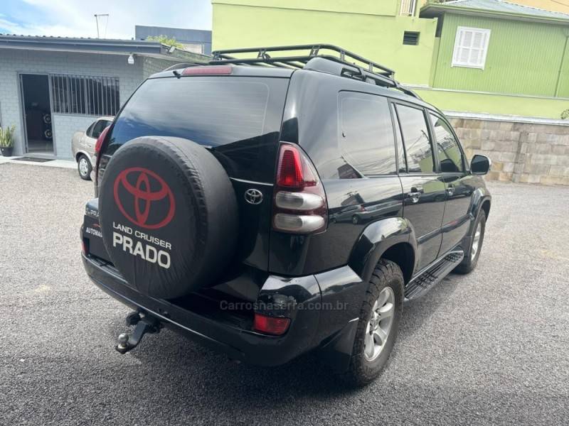 TOYOTA - LAND CRUISER PRADO - 2008/2008 - Preta - R$ 105.900,00