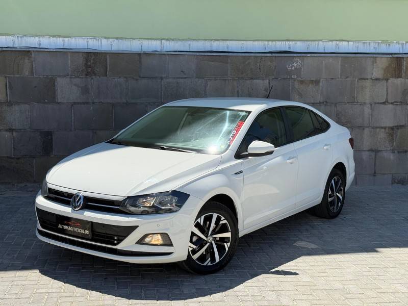 VOLKSWAGEN - VIRTUS - 2021/2022 - Branca - R$ 93.900,00
