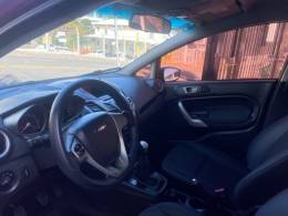 FORD - FIESTA - 2012/2012 - Vermelha - R$ 38.900,00