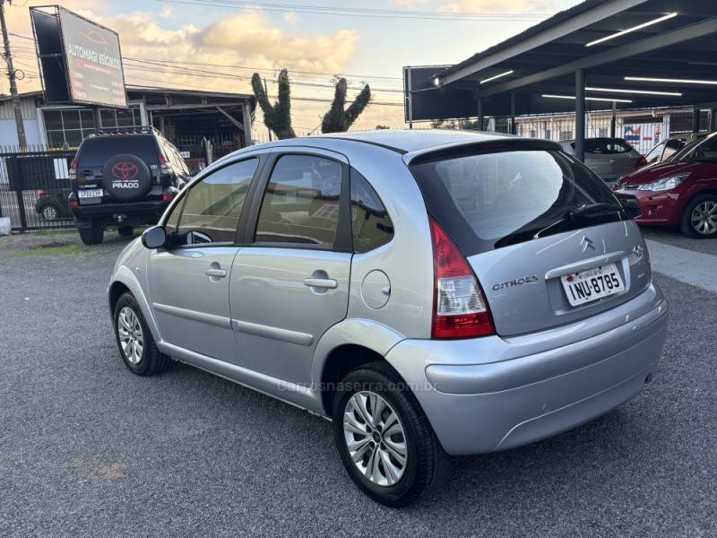 CITROËN - C3 - 2007/2008 - Prata - R$ 24.990,00