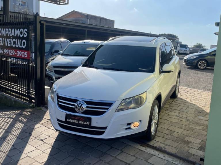 VOLKSWAGEN - TIGUAN - 2011/2011 - Branca - R$ 60.900,00
