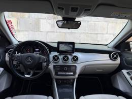 MERCEDES-BENZ - GLA 200 - 2019/2019 - Cinza - R$ 129.900,00