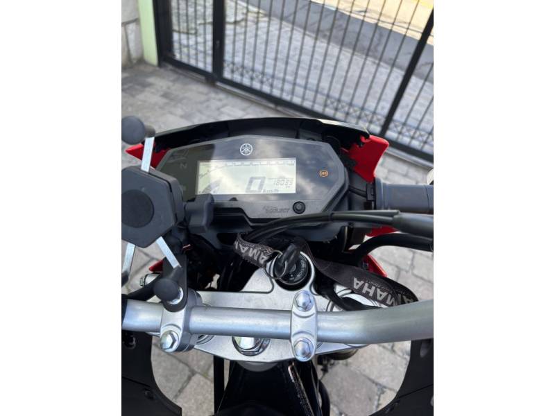 YAMAHA - XTZ 250 - 2023/2023 - Vermelha - R$ 26.900,00