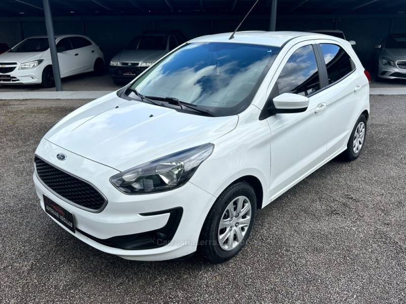 FORD - KA - 2020/2021 - Branca - R$ 55.900,00