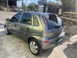 CHEVROLET - CORSA - 2011/2011 - Cinza - R$ 33.900,00