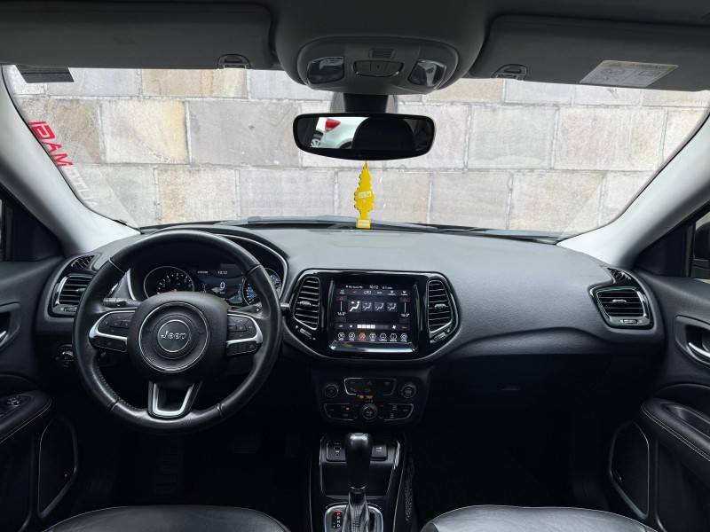 JEEP - COMPASS - 2021/2021 - Preta - R$ 106.900,00
