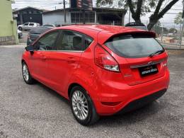 FORD - FIESTA - 2014/2015 - Vermelha - R$ 52.900,00