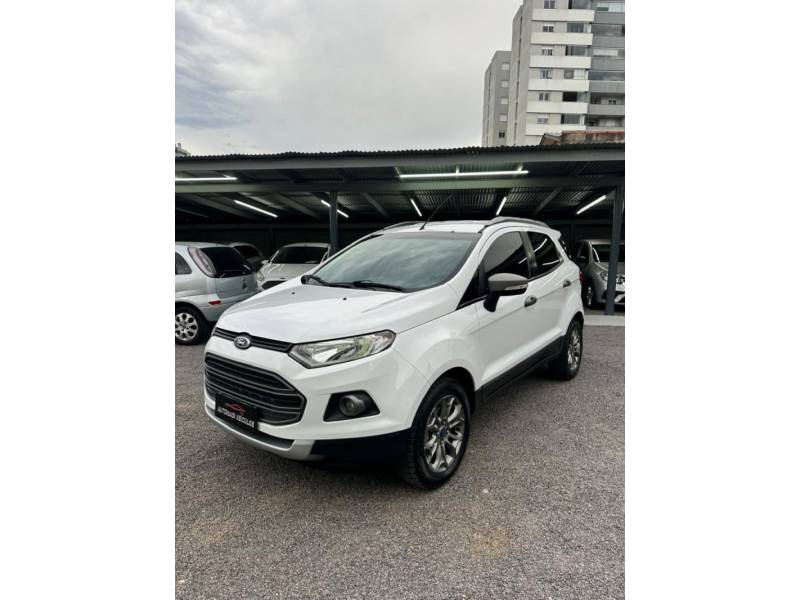 FORD - ECOSPORT - 2014/2014 - Branca - R$ 58.900,00