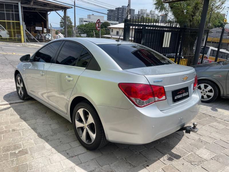 CHEVROLET - CRUZE - 2013/2013 - Prata - R$ 61.900,00