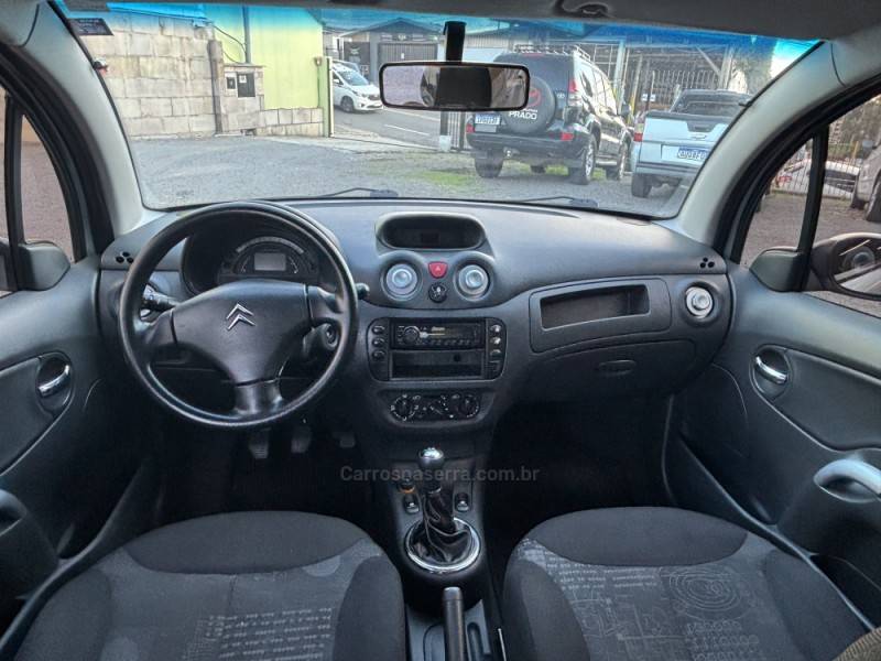 CITROËN - C3 - 2007/2008 - Prata - R$ 24.990,00