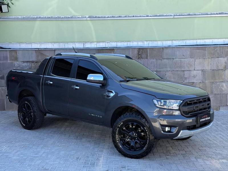 FORD - RANGER - 2021/2022 - Cinza - R$ 189.900,00
