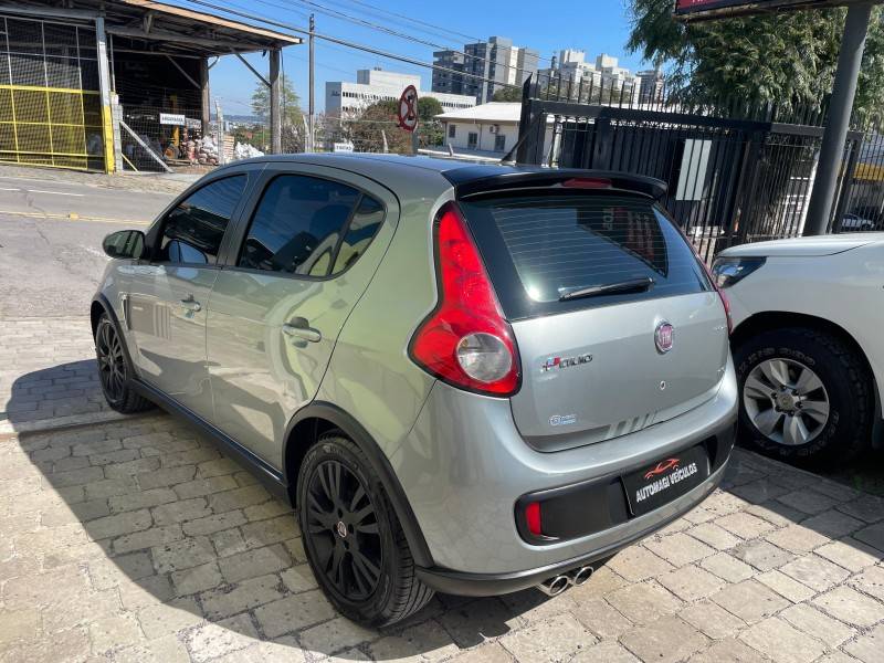 FIAT - PALIO - 2012/2013 - Cinza - R$ 41.900,00