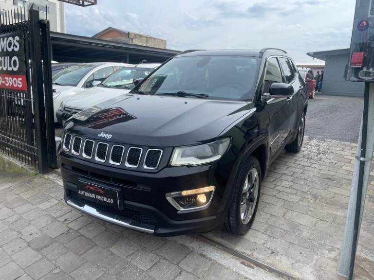 JEEP - COMPASS - 2016/2017 - Preta - R$ 93.900,00