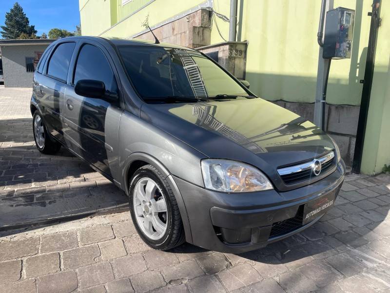 CHEVROLET - CORSA - 2011/2011 - Cinza - R$ 33.900,00