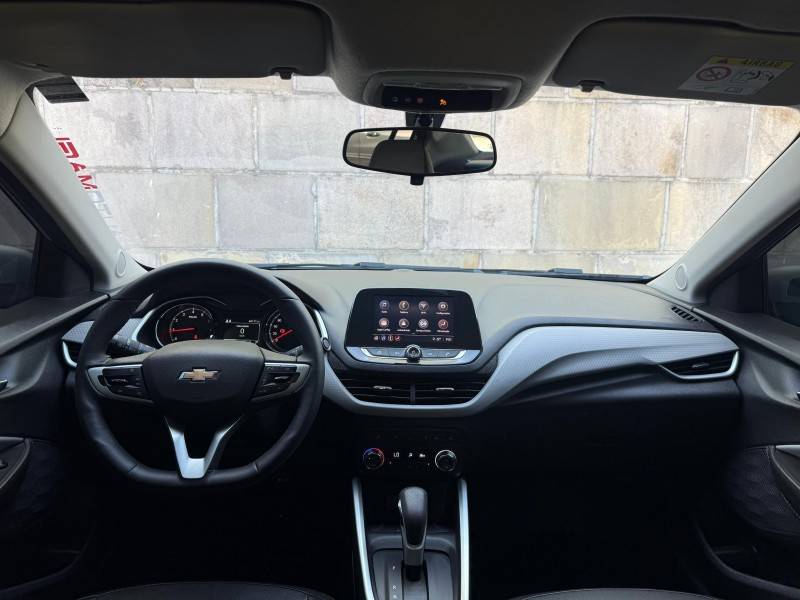 CHEVROLET - ONIX - 2019/2020 - Prata - R$ 72.900,00