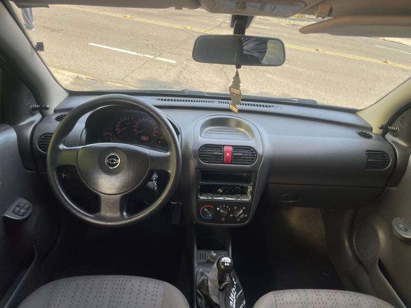 CHEVROLET - CORSA - 2011/2011 - Cinza - R$ 33.900,00