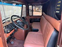 MERCEDES-BENZ - 708 - 1988/1988 - Bege - R$ 119.900,00