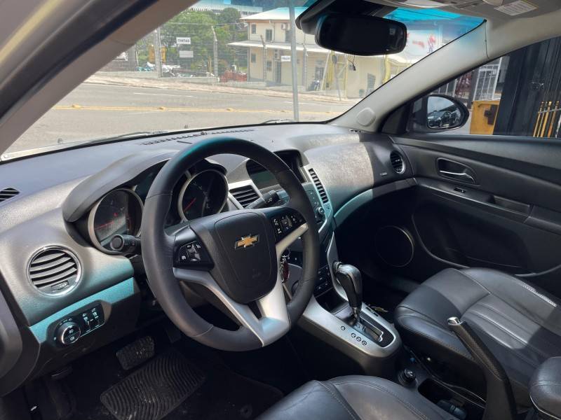 CHEVROLET - CRUZE - 2013/2013 - Prata - R$ 61.900,00