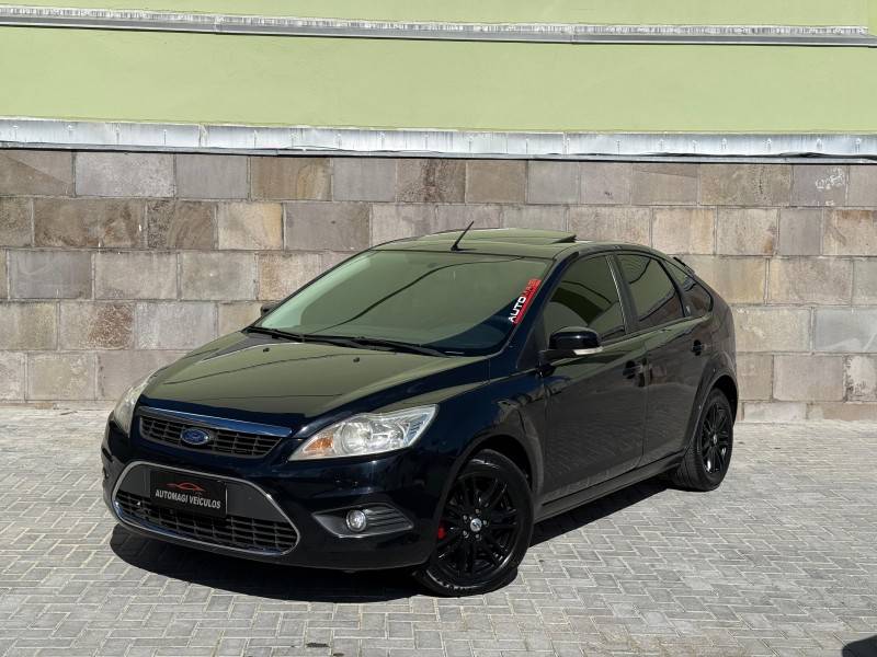 FORD - FOCUS - 2009/2009 - Preta - R$ 45.900,00