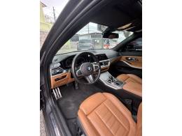 BMW - 320I - 2020/2021 - Cinza - R$ 242.900,00