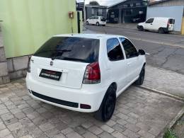 FIAT - PALIO - 2015/2015 - Branca - R$ 25.900,00