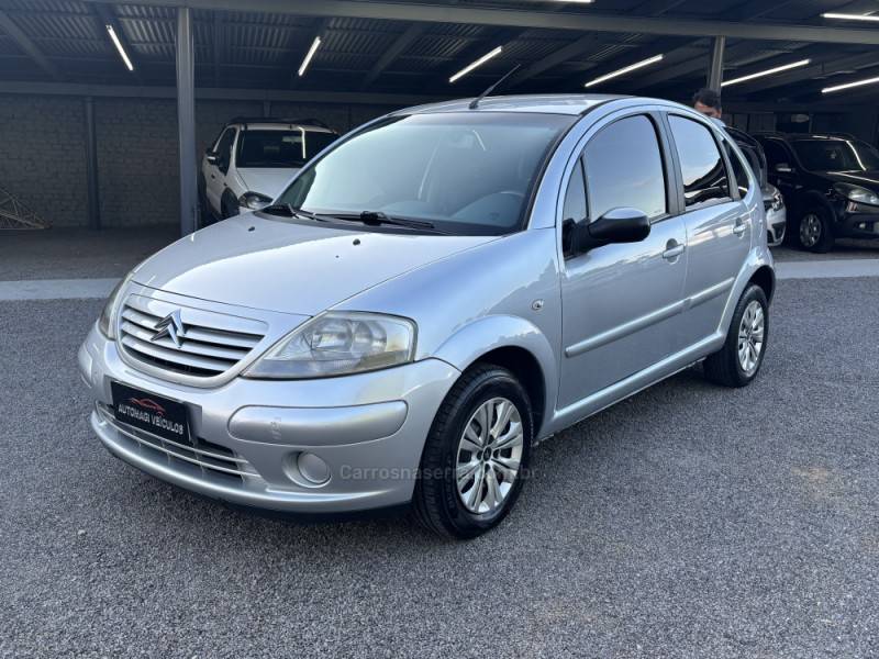 CITROËN - C3 - 2007/2008 - Prata - R$ 24.990,00