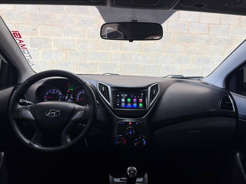 HYUNDAI - HB20 - 2013/2013 - Branca - R$ 46.900,00