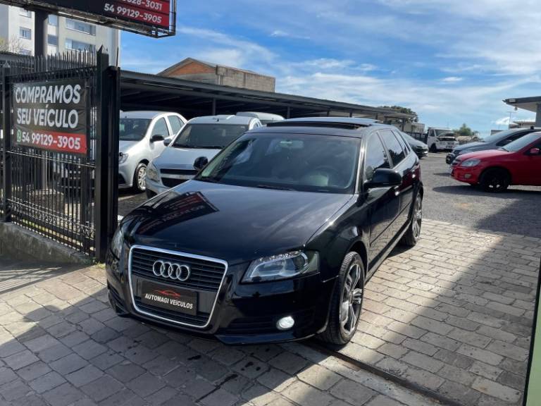 AUDI - A3 - 2010/2010 - Preta - R$ 64.900,00
