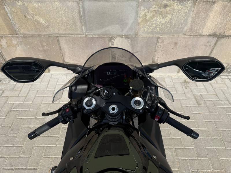 BMW - S 1000 - 2023/2024 - Preta - R$ 115.900,00