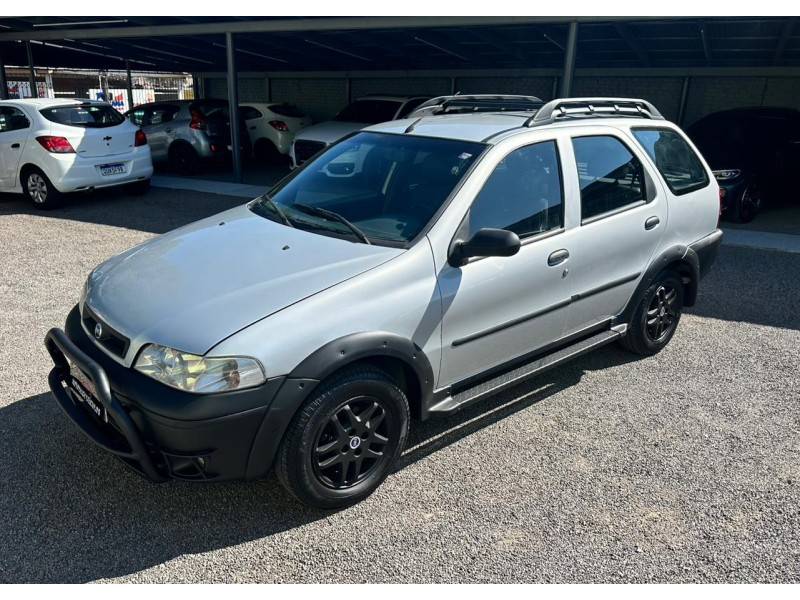 FIAT - PALIO - 2003/2004 - Prata - R$ 25.900,00