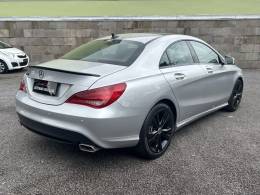 MERCEDES-BENZ - CLA 200 - 2014/2014 - Prata - R$ 119.900,00