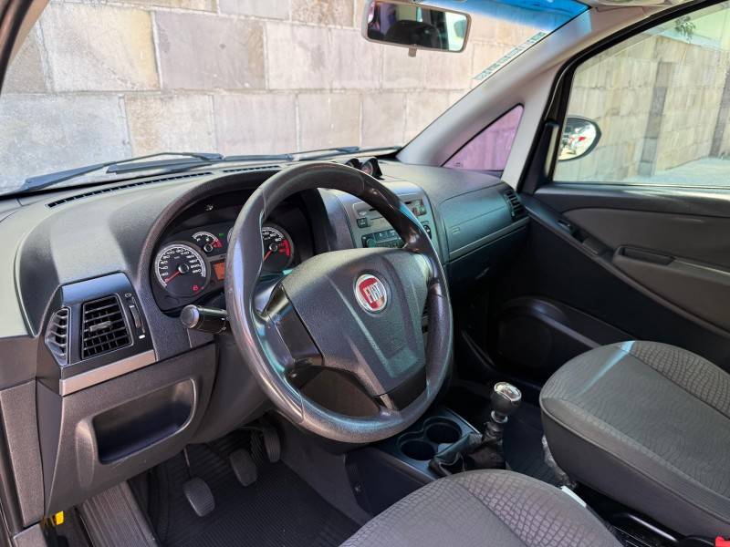 FIAT - IDEA - 2011/2011 - Verde - R$ 35.900,00