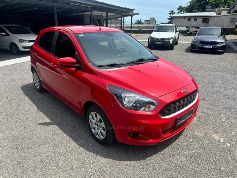 FORD - KA - 2017/2018 - Vermelha - R$ 43.900,00