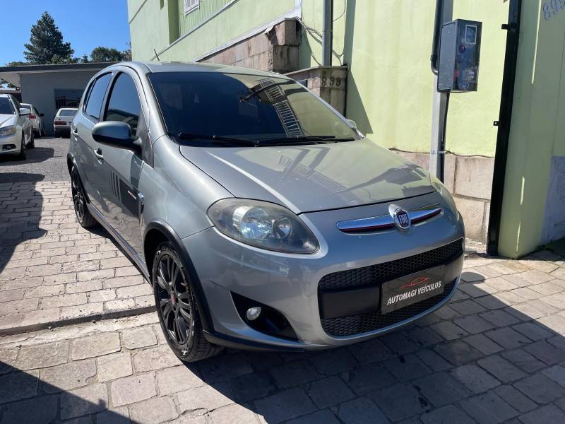 FIAT - PALIO - 2012/2013 - Cinza - R$ 41.900,00