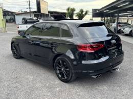 AUDI - A3 - 2014/2014 - Preta - R$ 93.900,00