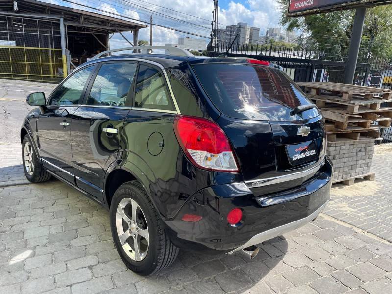 CHEVROLET - CAPTIVA - 2008/2009 - Preta - R$ 39.900,00