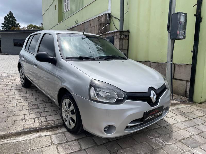 RENAULT - CLIO - 2013/2014 - Prata - Sob Consulta