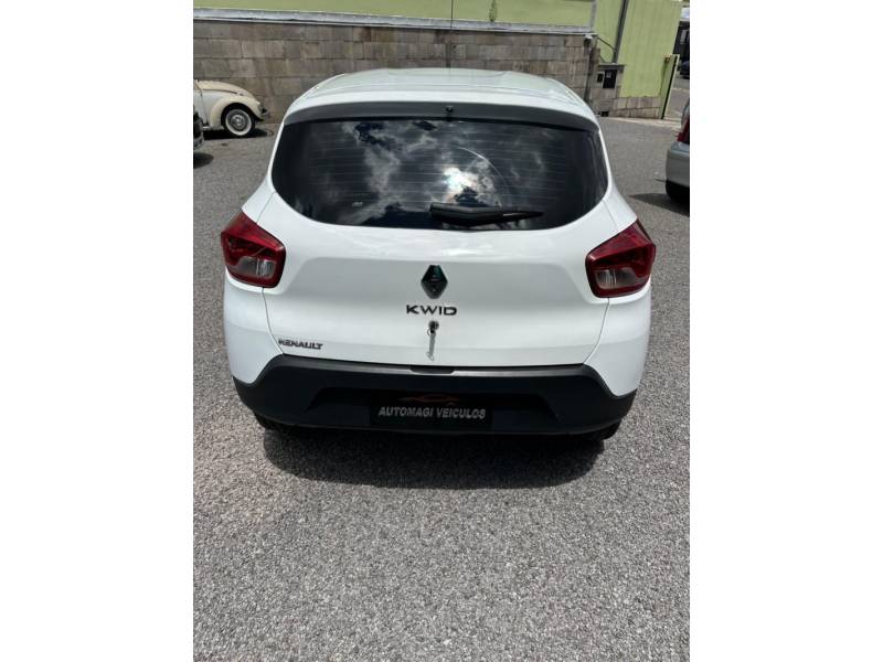 RENAULT - KWID - 2020/2020 - Branca - R$ 42.900,00